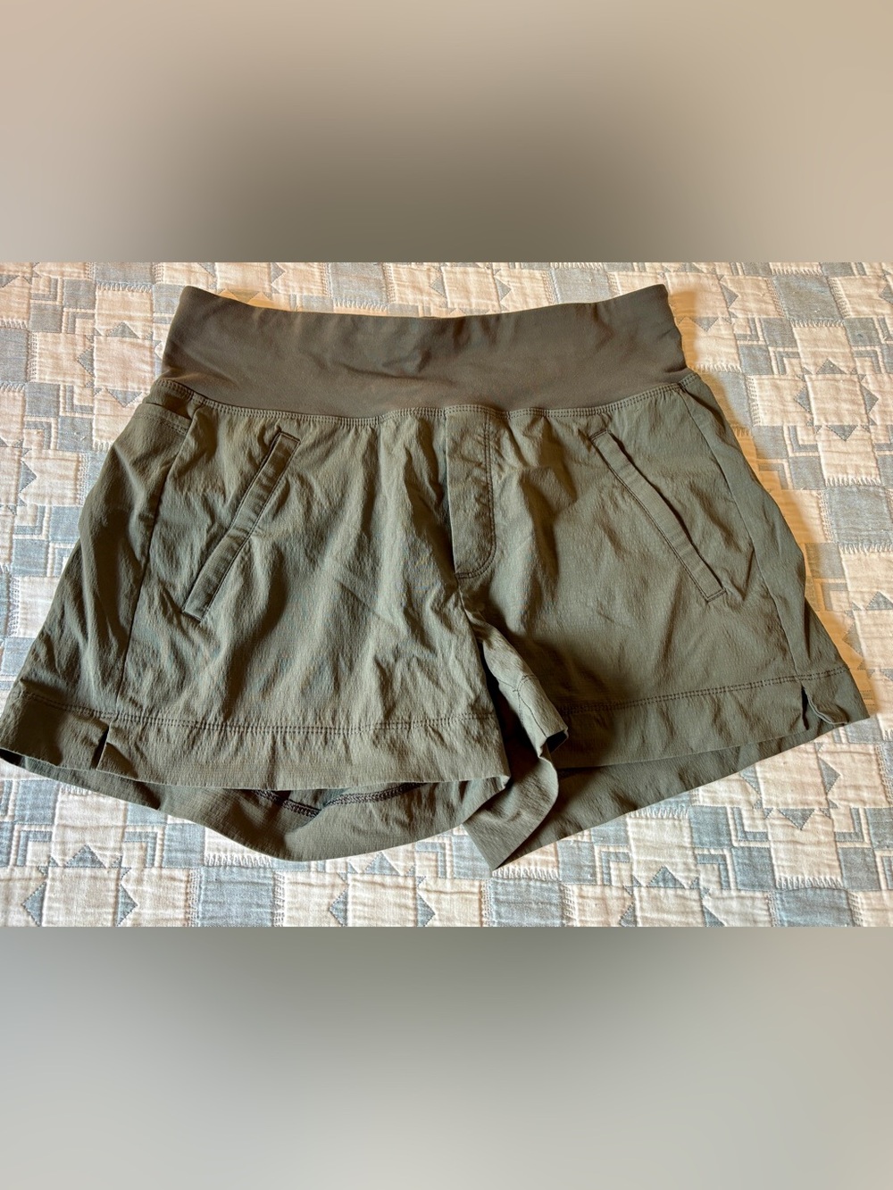 Athleta TREKKIE NORTH SHORT